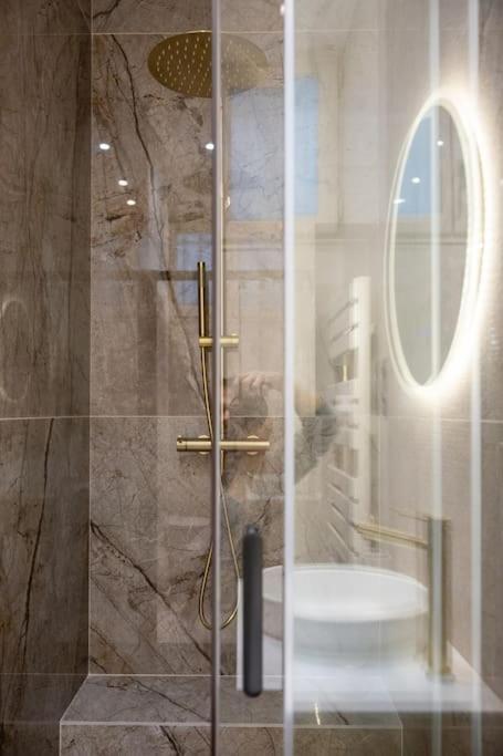 New Luxury And Cozy Apartment - Notre Dame Paris Exteriör bild